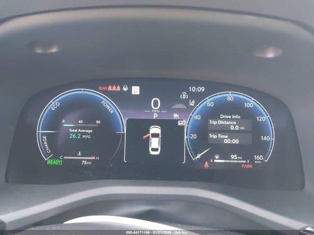 2025 TOYOTA CAMRY XLE 7