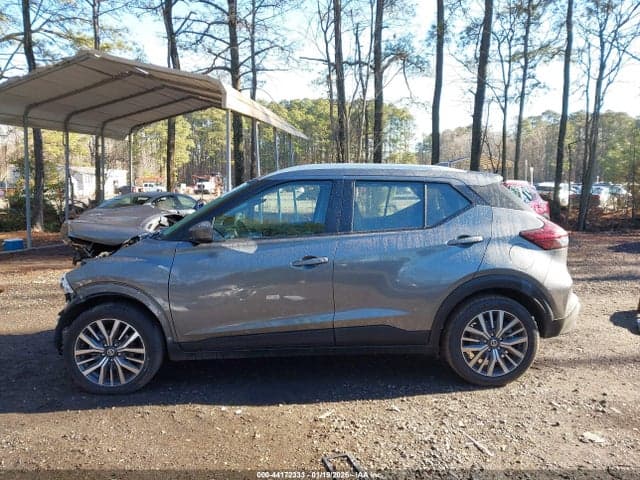 2021 NISSAN KICKS SV XTRONIC CVT 15