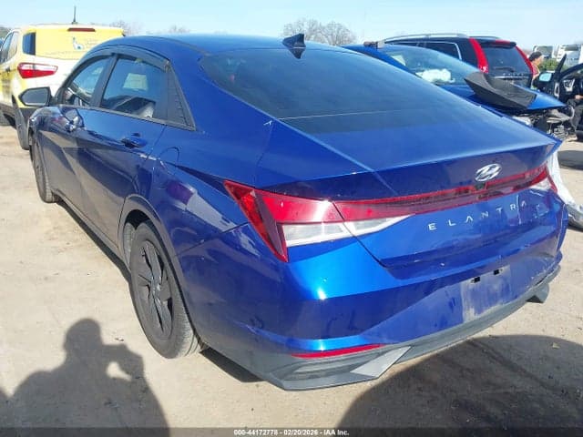 2021 HYUNDAI ELANTRA SEL 3