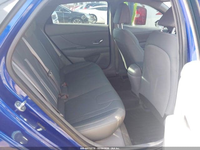 2021 HYUNDAI ELANTRA SEL 8