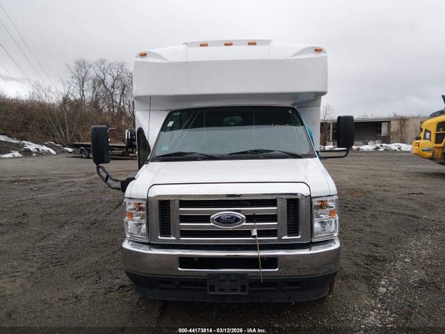 2024 FORD E-450 CUTAWAY 11