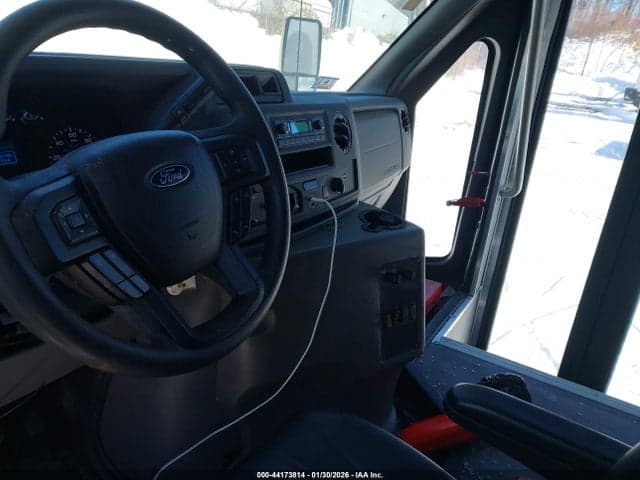 2024 FORD E-450 CUTAWAY 6