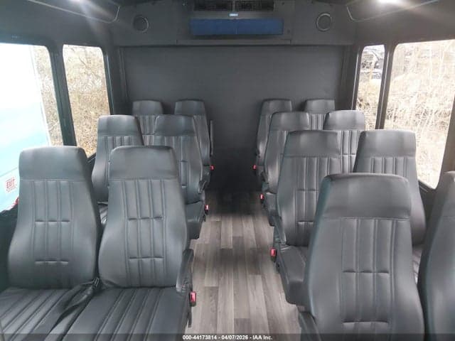2024 FORD E-450 CUTAWAY 7