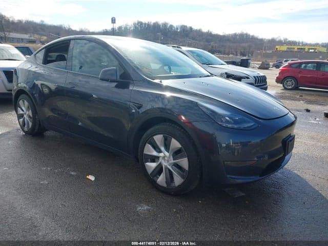 2024 TESLA MODEL Y RWD 1