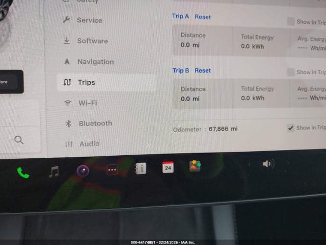 2024 TESLA MODEL Y RWD 15
