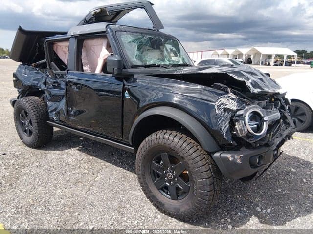 2024 FORD BRONCO BLACK DIAMOND 1