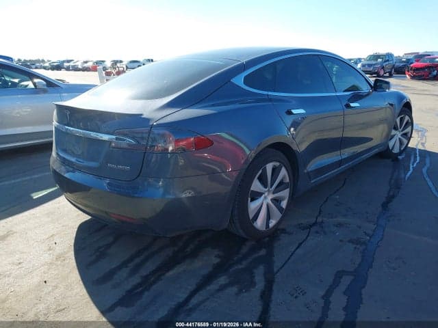 2021 TESLA MODEL S PERFORMANCE DUAL MOTOR ALL-WHEEL DRIVE 4