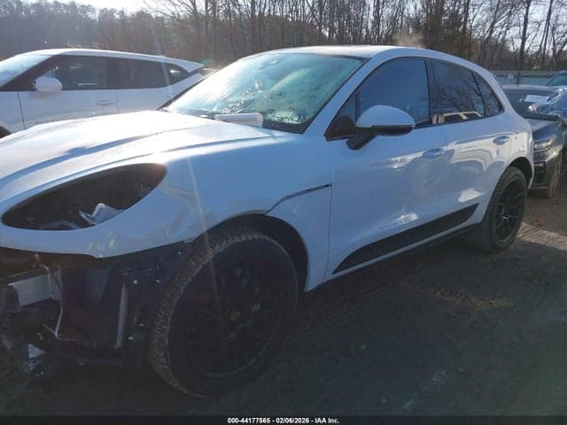 2018 PORSCHE MACAN S 2