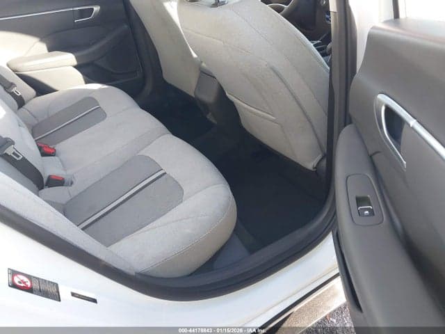 2021 HYUNDAI SONATA SEL 8