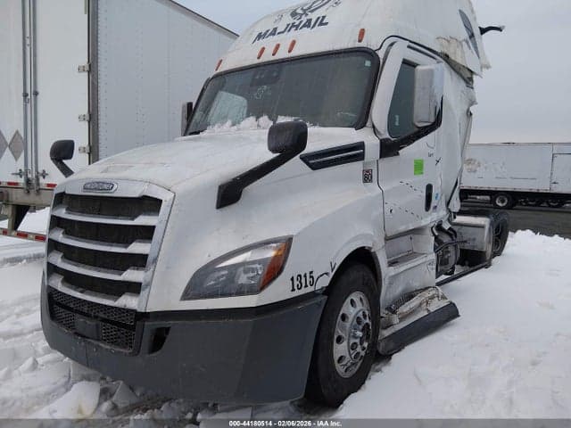 2021 FREIGHTLINER NEW CASCADIA 126 2