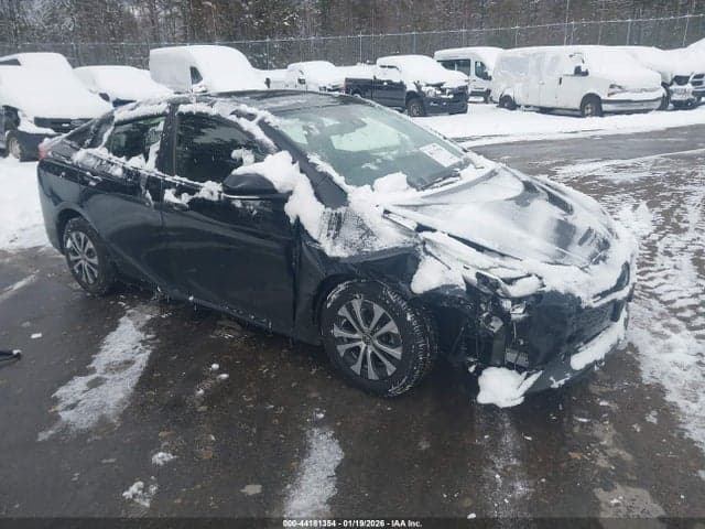 2021 TOYOTA PRIUS LE AWD-E 1