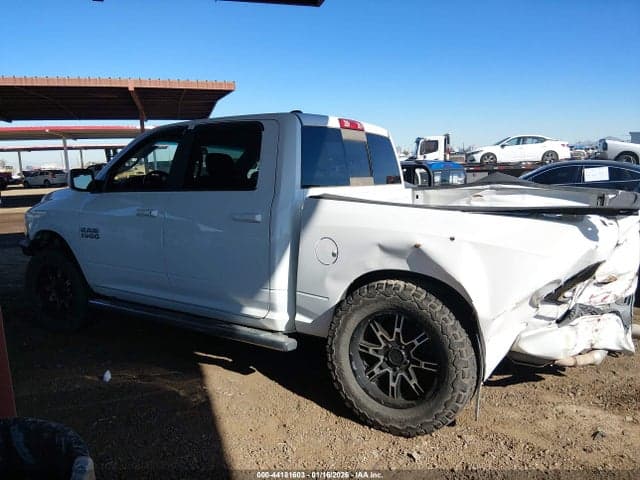 2016 RAM 1500 SPORT 14