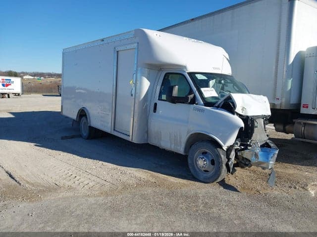 2025 CHEVROLET EXPRESS CUTAWAY WORK VAN 1