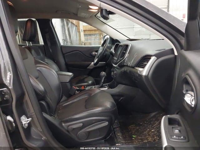 2018 JEEP CHEROKEE LATITUDE PLUS FWD 5