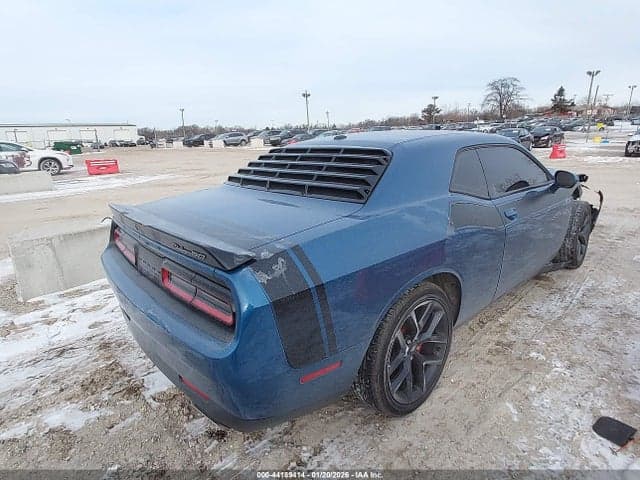 2020 DODGE CHALLENGER SXT 4
