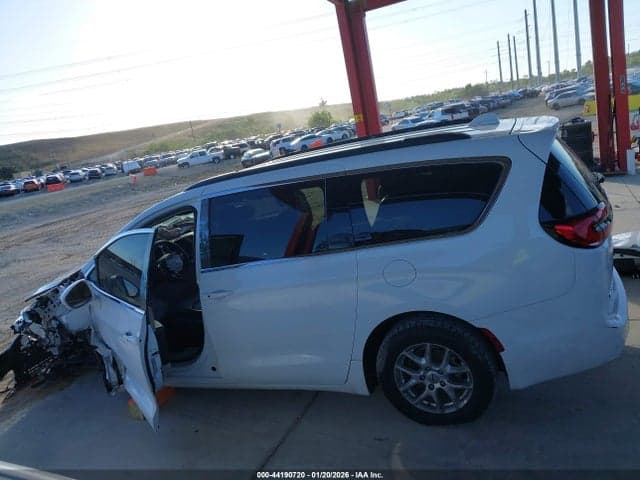 2022 CHRYSLER PACIFICA TOURING L 14