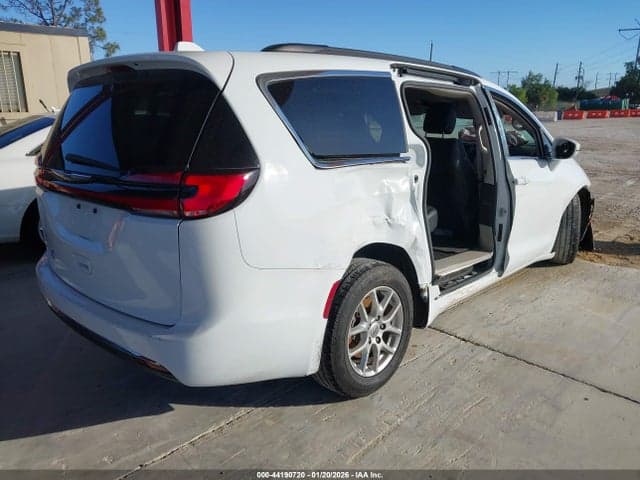 2022 CHRYSLER PACIFICA TOURING L 4