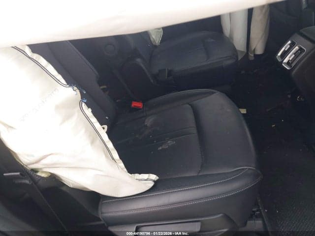 2025 KIA SORENTO HYBRID EX 8