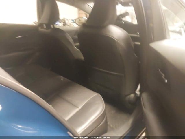 2023 TOYOTA PRIUS XLE AWD-E 8
