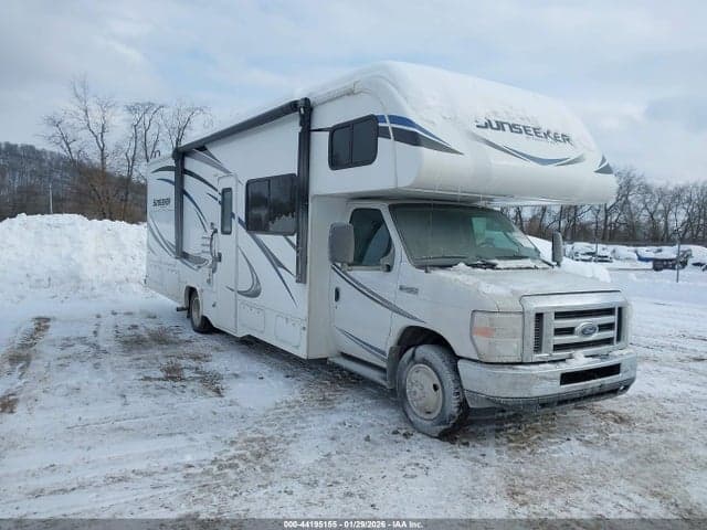2018 FORD E-450 CUTAWAY 1
