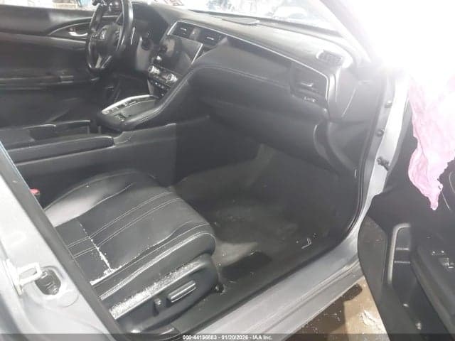 2019 HONDA INSIGHT TOURING 6
