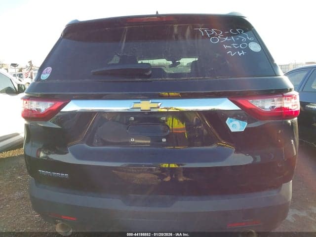 2020 CHEVROLET TRAVERSE FWD LS 17