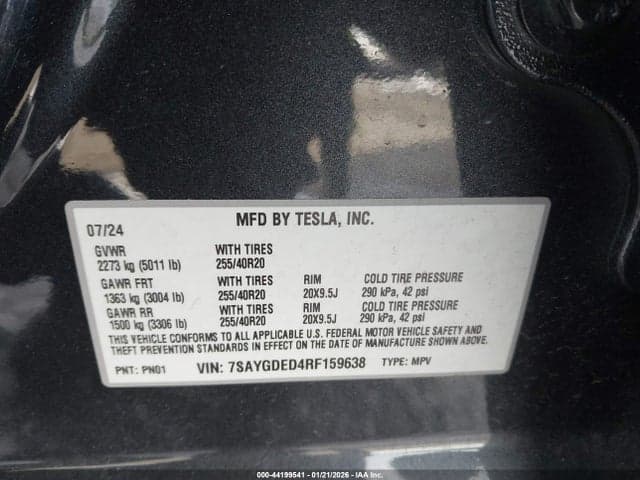 2024 TESLA MODEL Y RWD 9