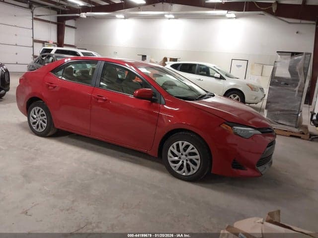 2018 TOYOTA COROLLA LE - 1