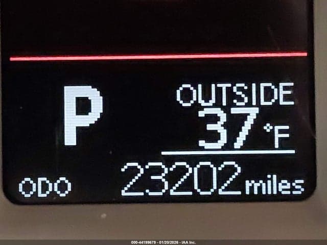 2018 TOYOTA COROLLA LE 15