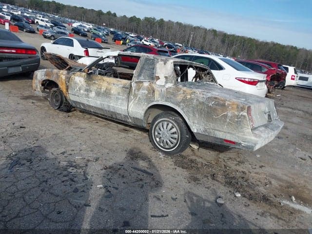 1981 CHEVROLET MONTE CARLO 3