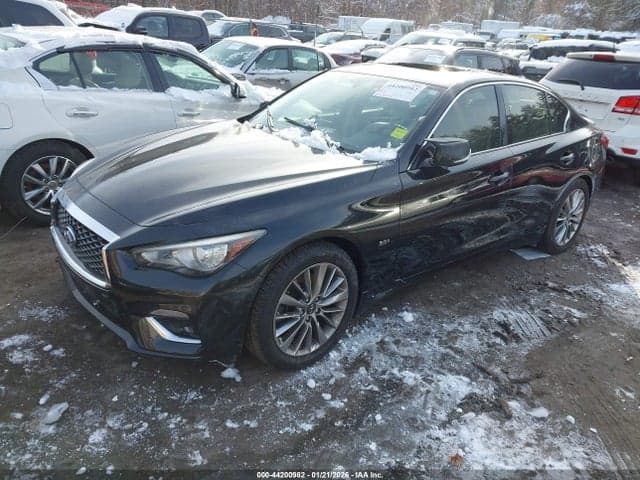 2018 INFINITI Q50 3.0T LUXE 2
