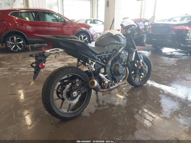 2024 HONDA CBR500 RA 4