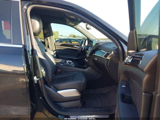 2017 MERCEDES-BENZ GLS 550 4MATIC 5