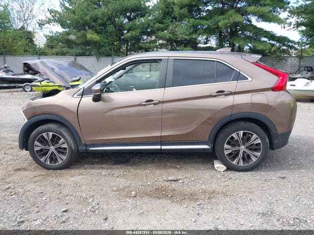 2018 MITSUBISHI ECLIPSE CROSS SE 13