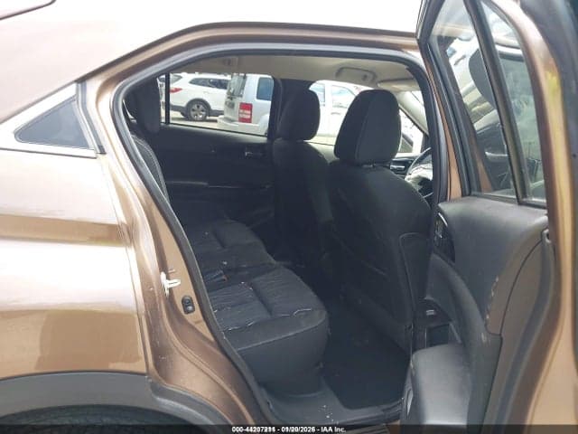 2018 MITSUBISHI ECLIPSE CROSS SE 8
