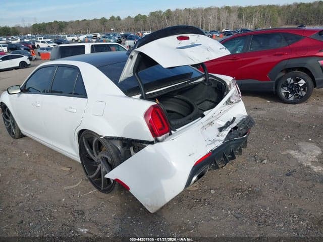 2019 CHRYSLER 300 300S 6