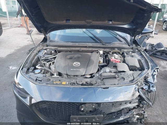 2019 MAZDA MAZDA3 10