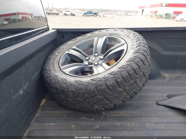 2022 RAM 1500 CLASSIC WARLOCK 4X4 5'7 BOX 12