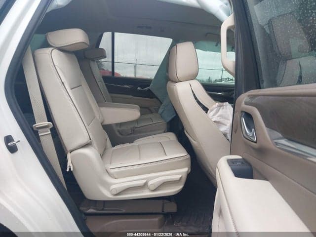 2021 GMC YUKON DENALI 8