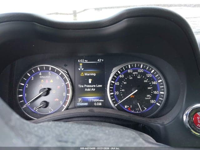 2017 INFINITI Q60 3.0T PREMIUM 7