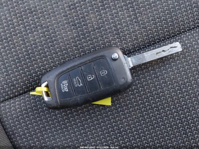 2018 HYUNDAI ACCENT SE 11