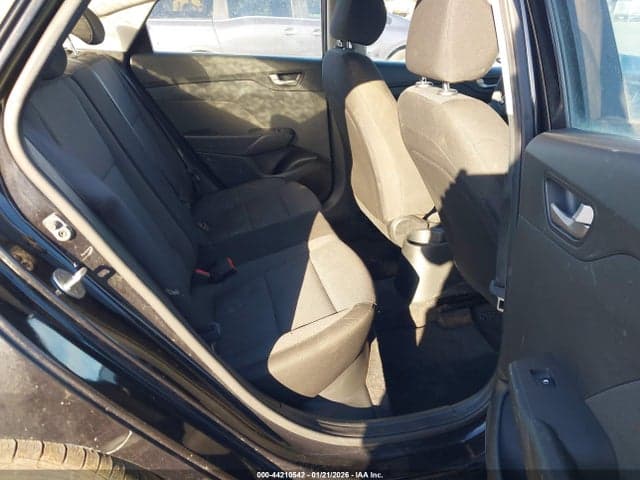 2018 HYUNDAI ACCENT SE 8