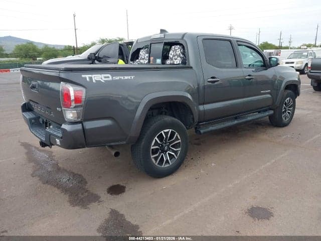 2020 TOYOTA TACOMA SR5 V6 4