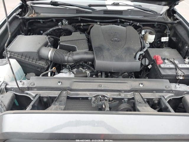 2020 TOYOTA TACOMA SR5 V6 10