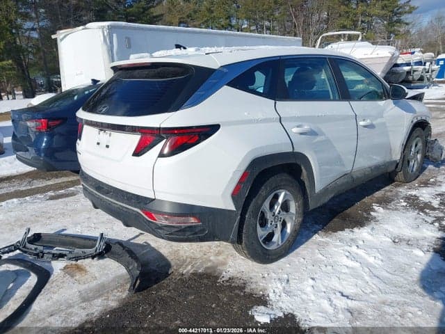 2022 HYUNDAI TUCSON SE 4