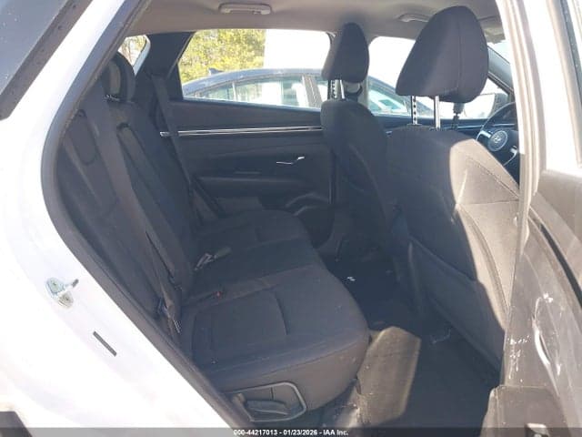 2022 HYUNDAI TUCSON SE 8