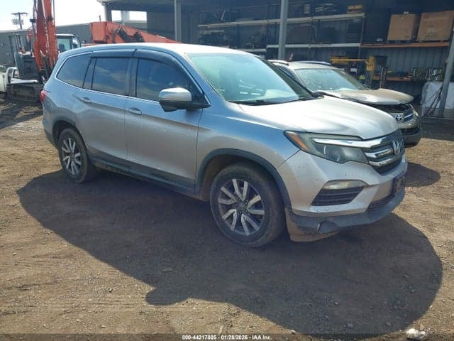 2017 HONDA PILOT EX 1