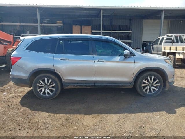 2017 HONDA PILOT EX 13