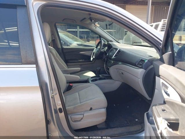 2017 HONDA PILOT EX 5