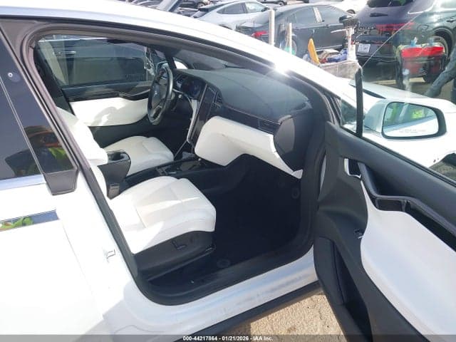 2018 TESLA MODEL X 5
